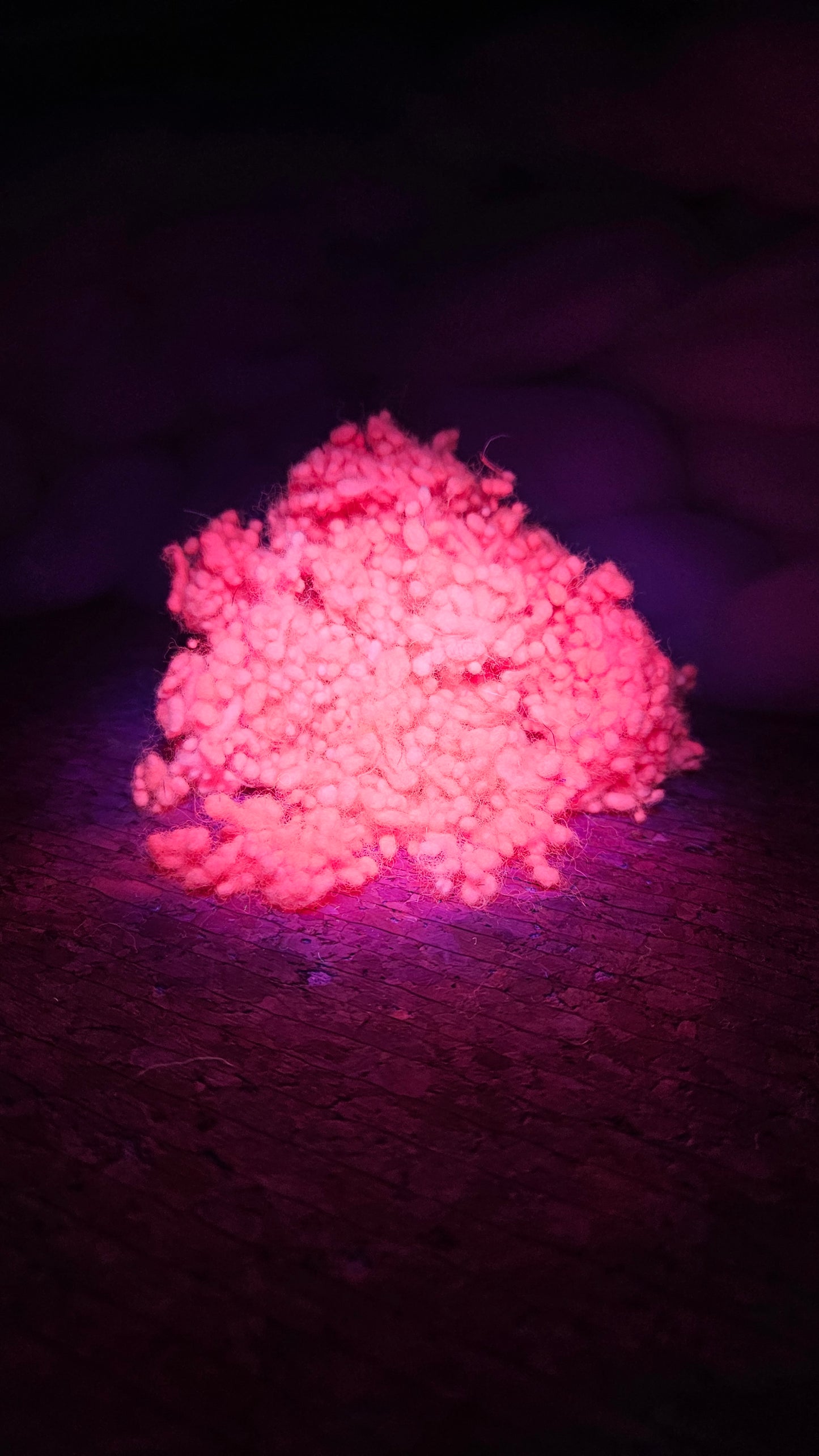 RED GLOW Dyed Fine Wool Nepps - 1 ounce