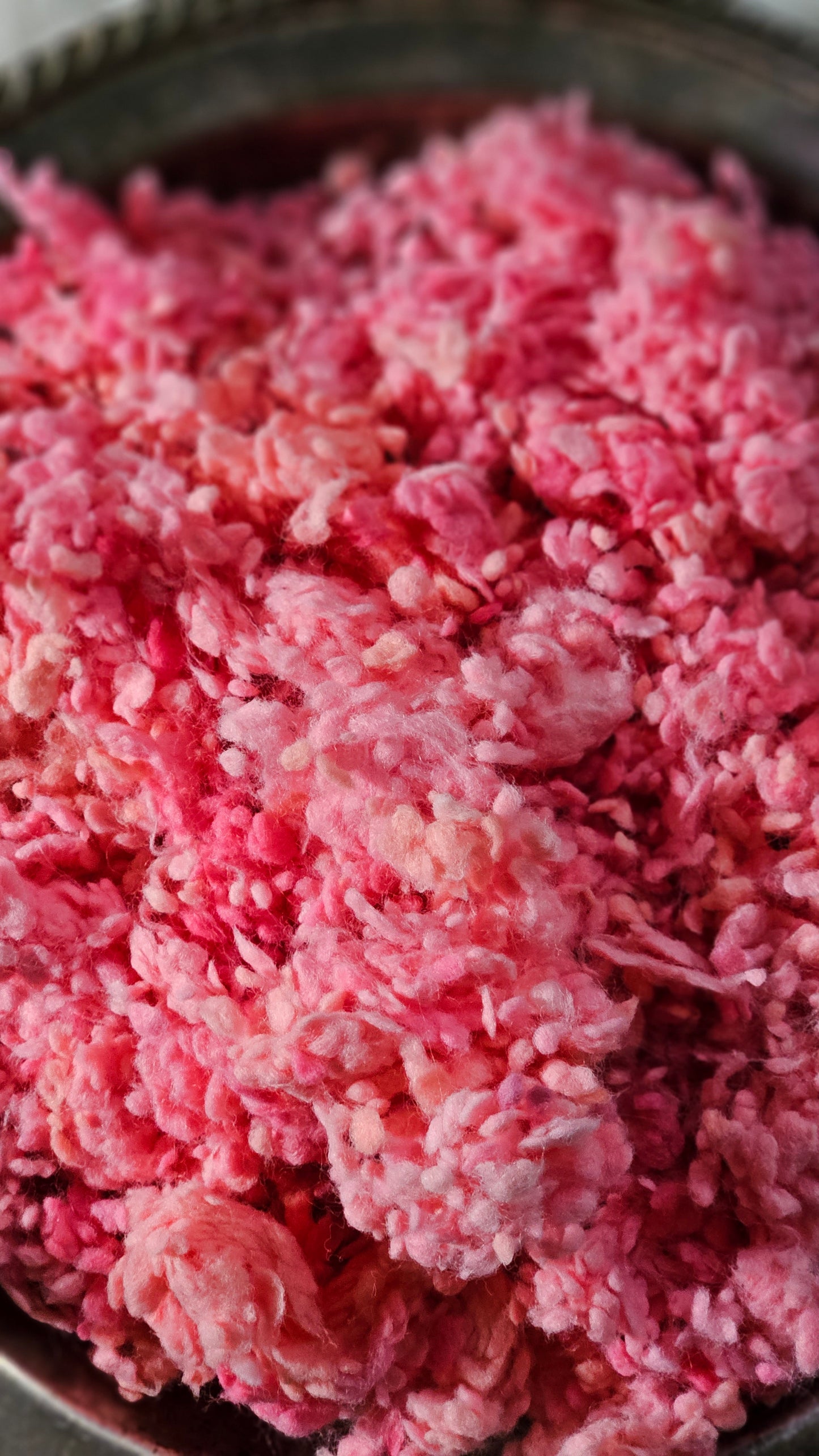 CARNATION Dyed Cotton Nepps - 1 ounce