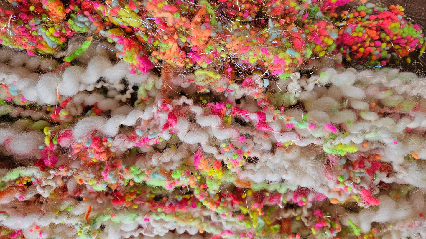 POP CULTURE GLOW Dyed Fine Wool Nepps Blend - 1 ounce