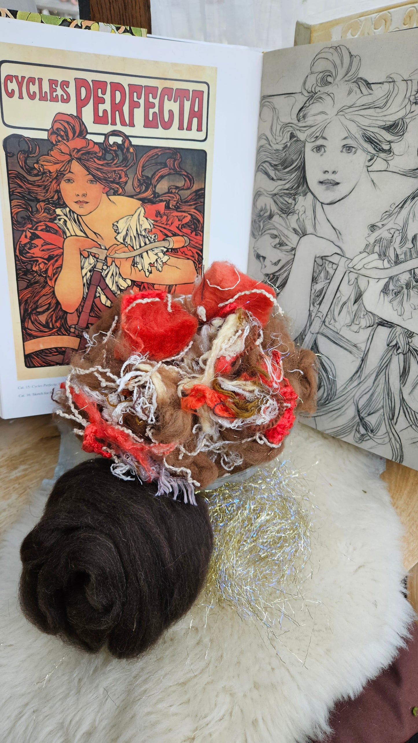 PERFECTA Alphonse Mucha Inspired Inspired Fiber Art Texture Blend Kit - 2.5 ounces