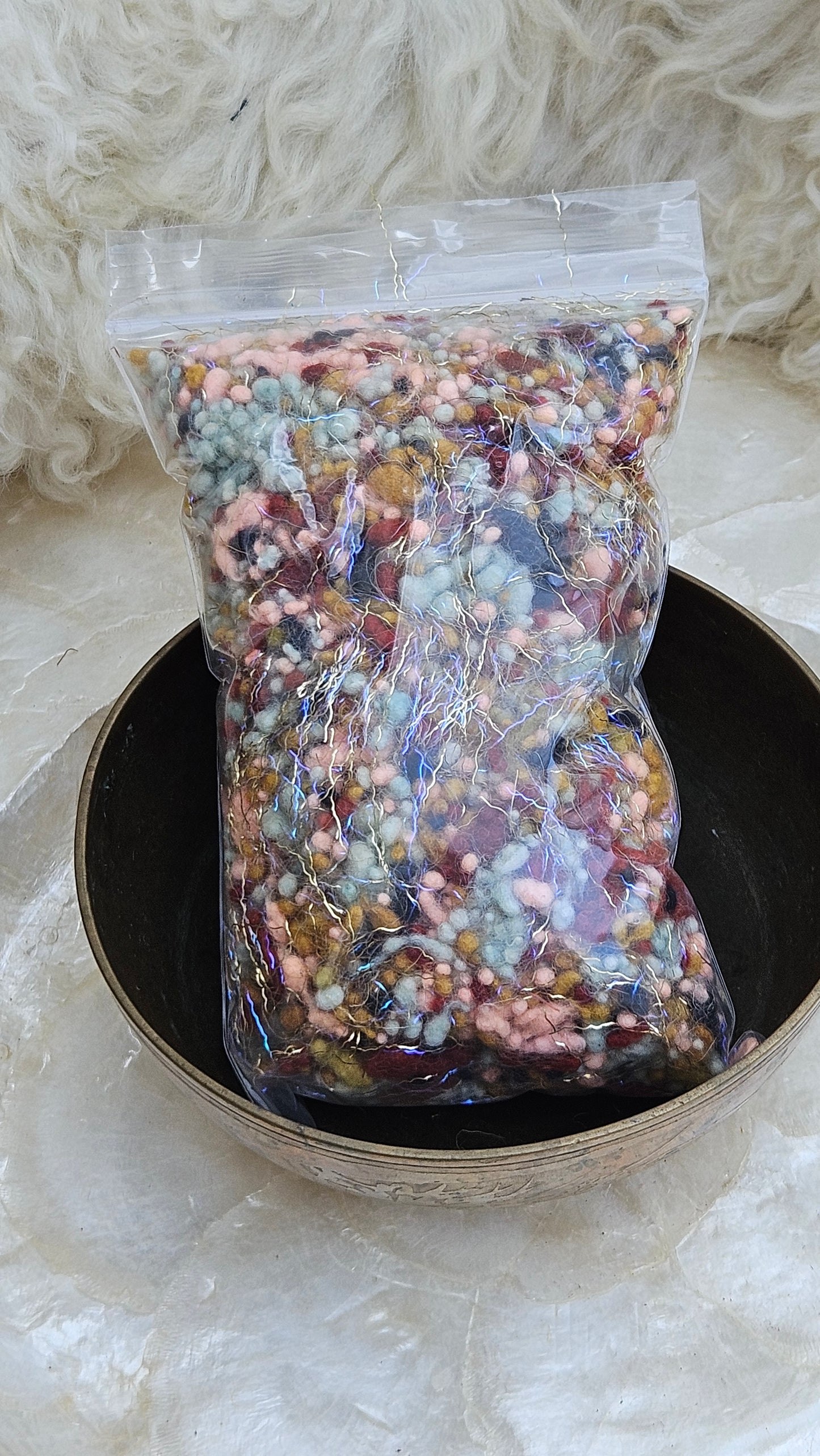 ANTIOCH Dyed Fine Wool Nepps Sparkle Blend - 1 ounce