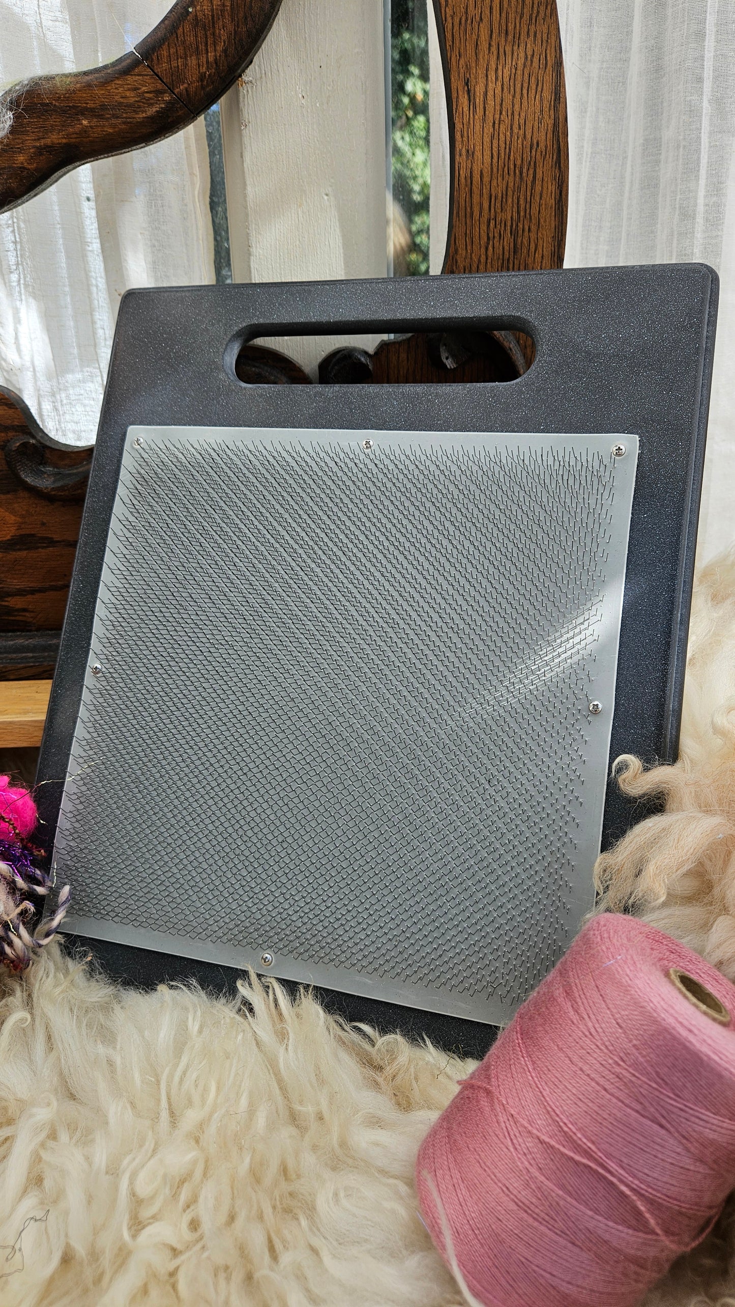 BLENDING BOARD - handcrafted Corian 72 TPI 10x10 blending board for blending fibers into batts and rolags - Large | 10BLK