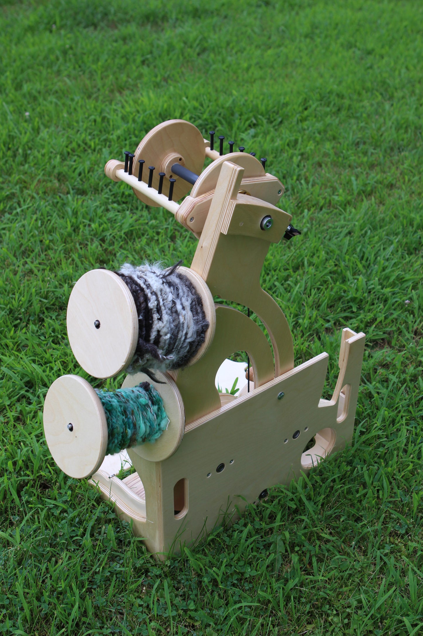 SpinOlution Worker Bee Spinning Wheel