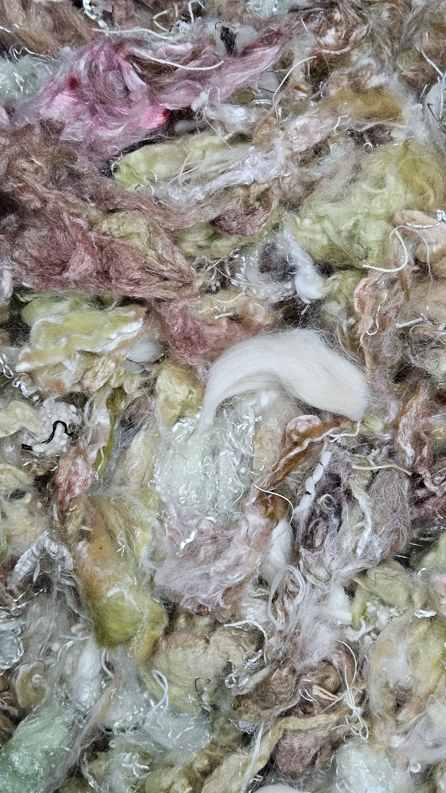 Byzantine Blonde - Alphonse Mucha Fiber Art Texture Blend 3 ounces
