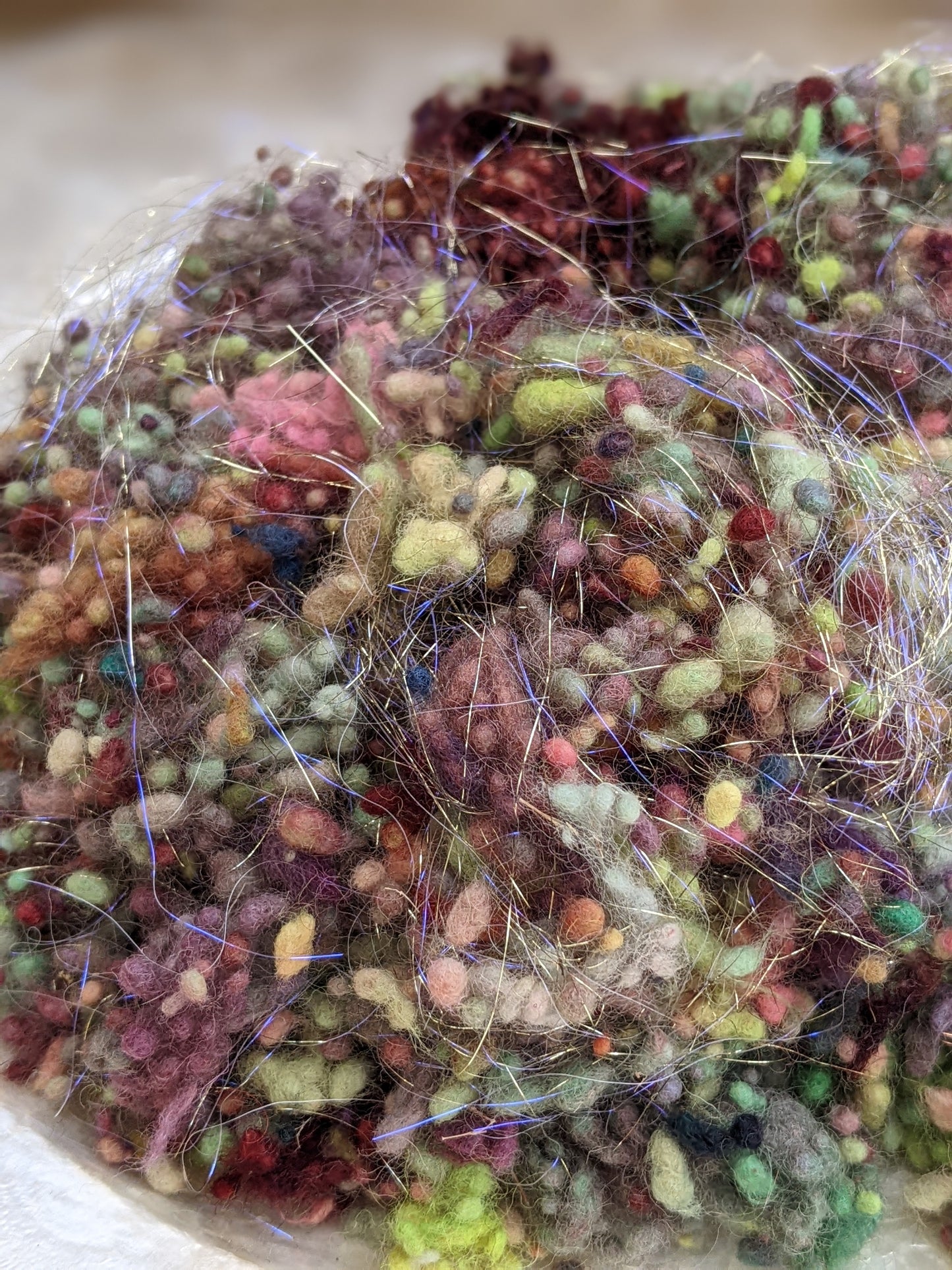 MARI - hand-dyed fine wool nepps with sparkle for fiber blending and felting - 1 oz | 28 g