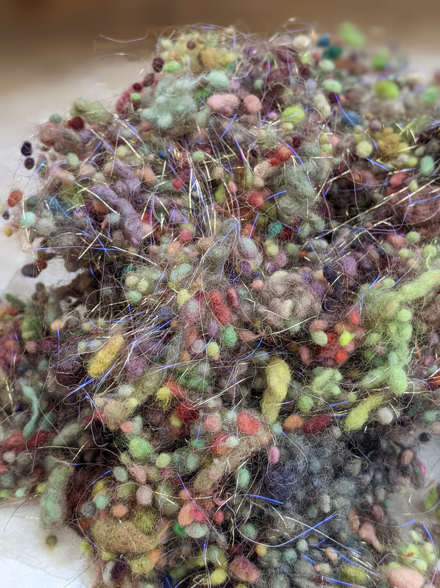 MARI - hand-dyed fine wool nepps with sparkle for fiber blending and felting - 1 oz | 28 g
