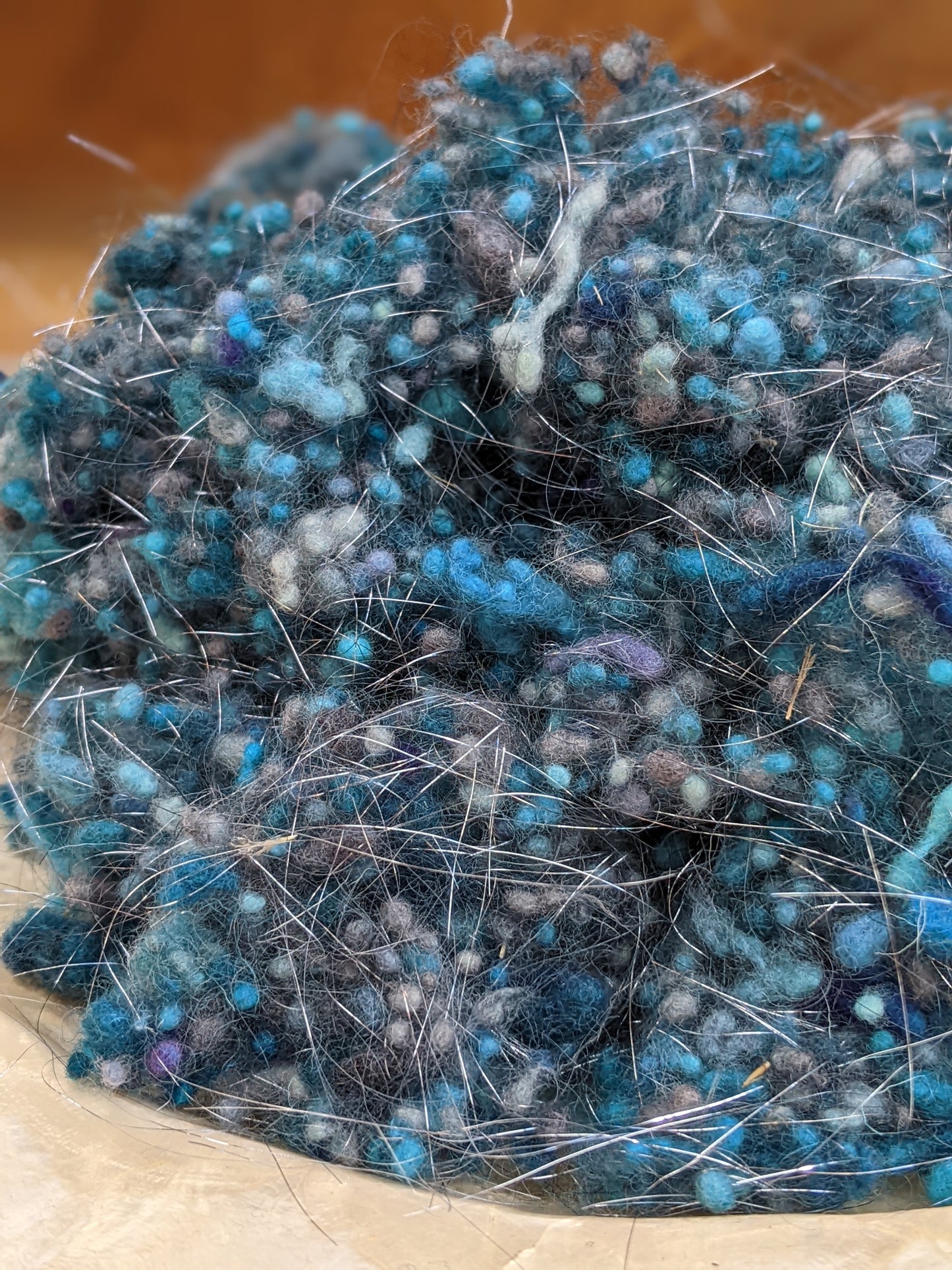 CORINTH Dyed Fine Wool Nepps and Sparkle Blend - 1 ounce