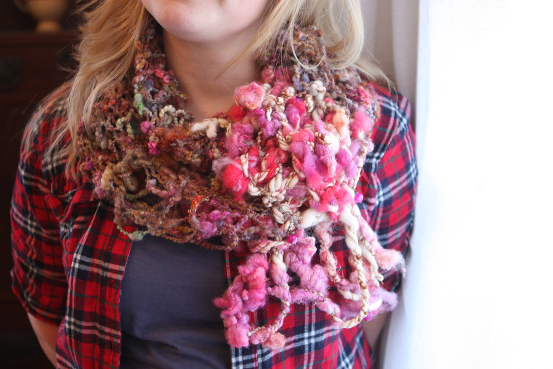 JOSEPHINE art yarn cowl (Free Knitting Pattern)