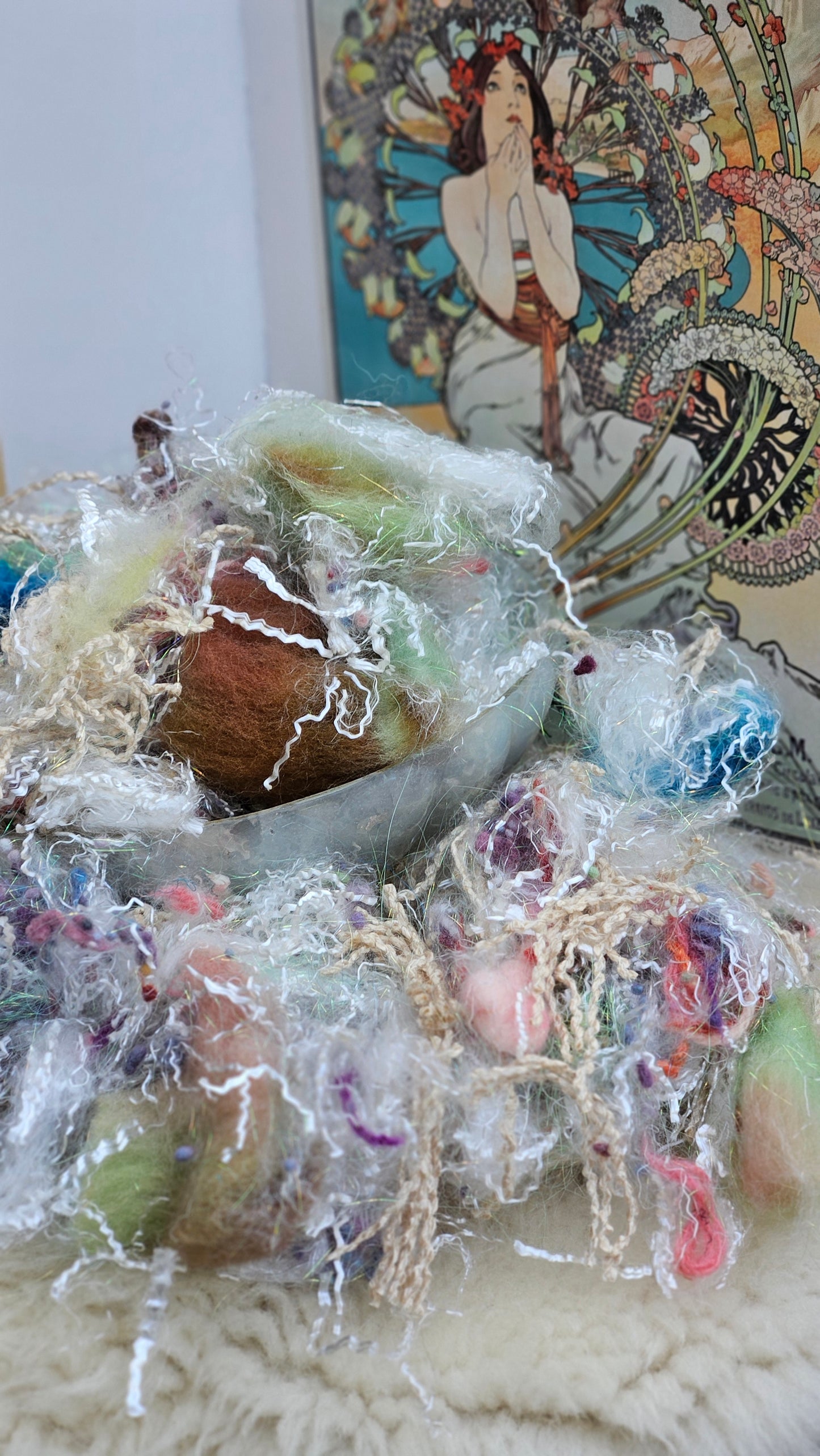 MONACO Alphonse Mucha Inspired Fiber Art Texture Blend - 2.5 ounces