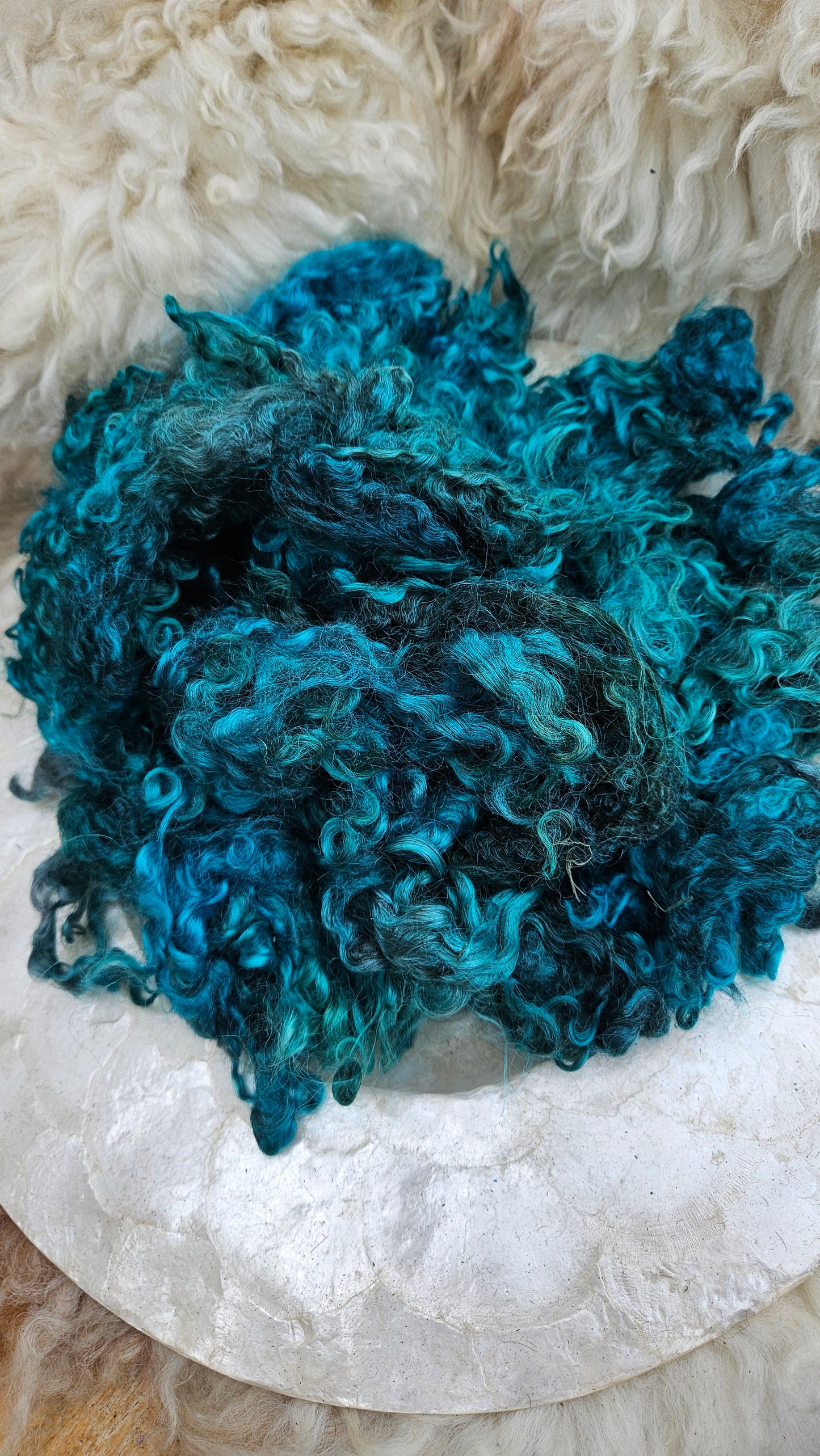KEATS - hand-dyed Cotswold lamb longwool locks (SE2SE Livestock Conservancy Breed) - 5 oz | 142 g